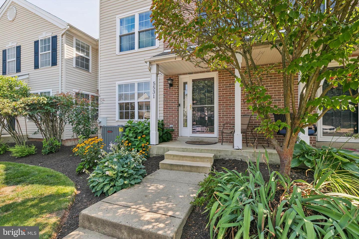 5531 Rinker Cir
