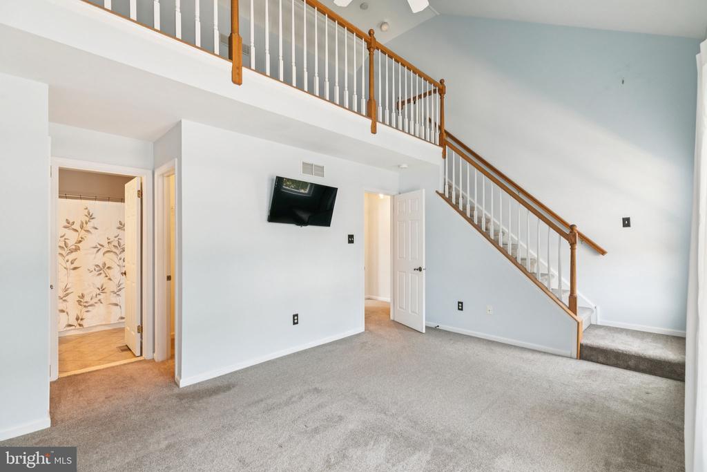 5531 Rinker Cir