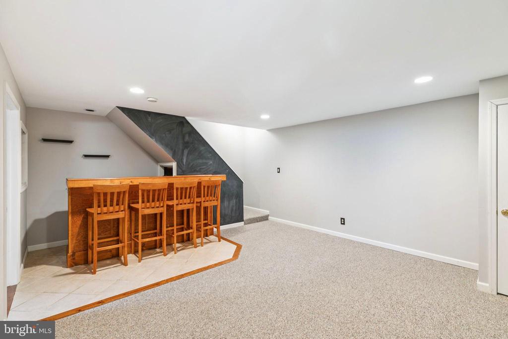 5531 Rinker Cir