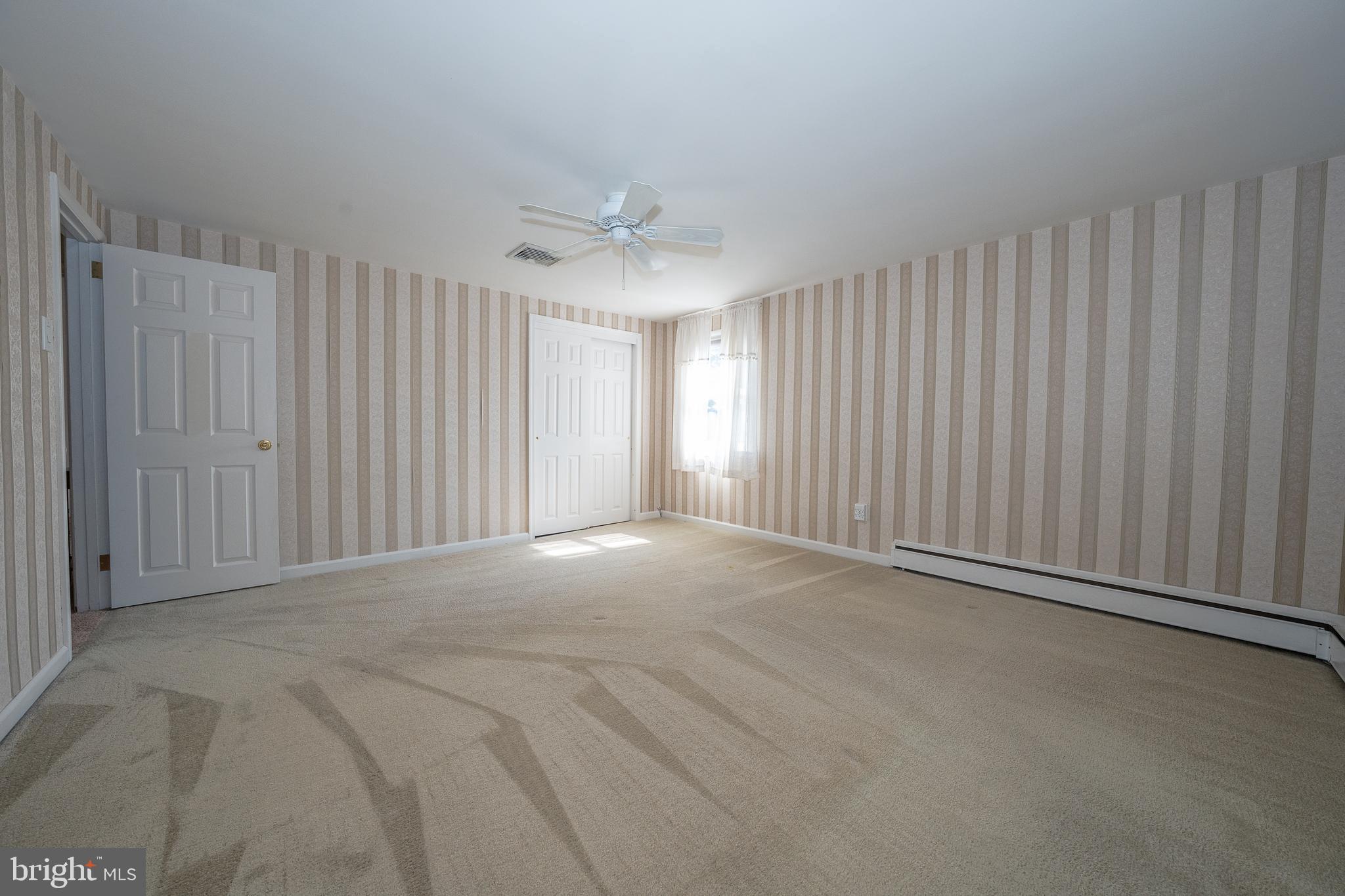 721 BUTTERCUP DRIVE
