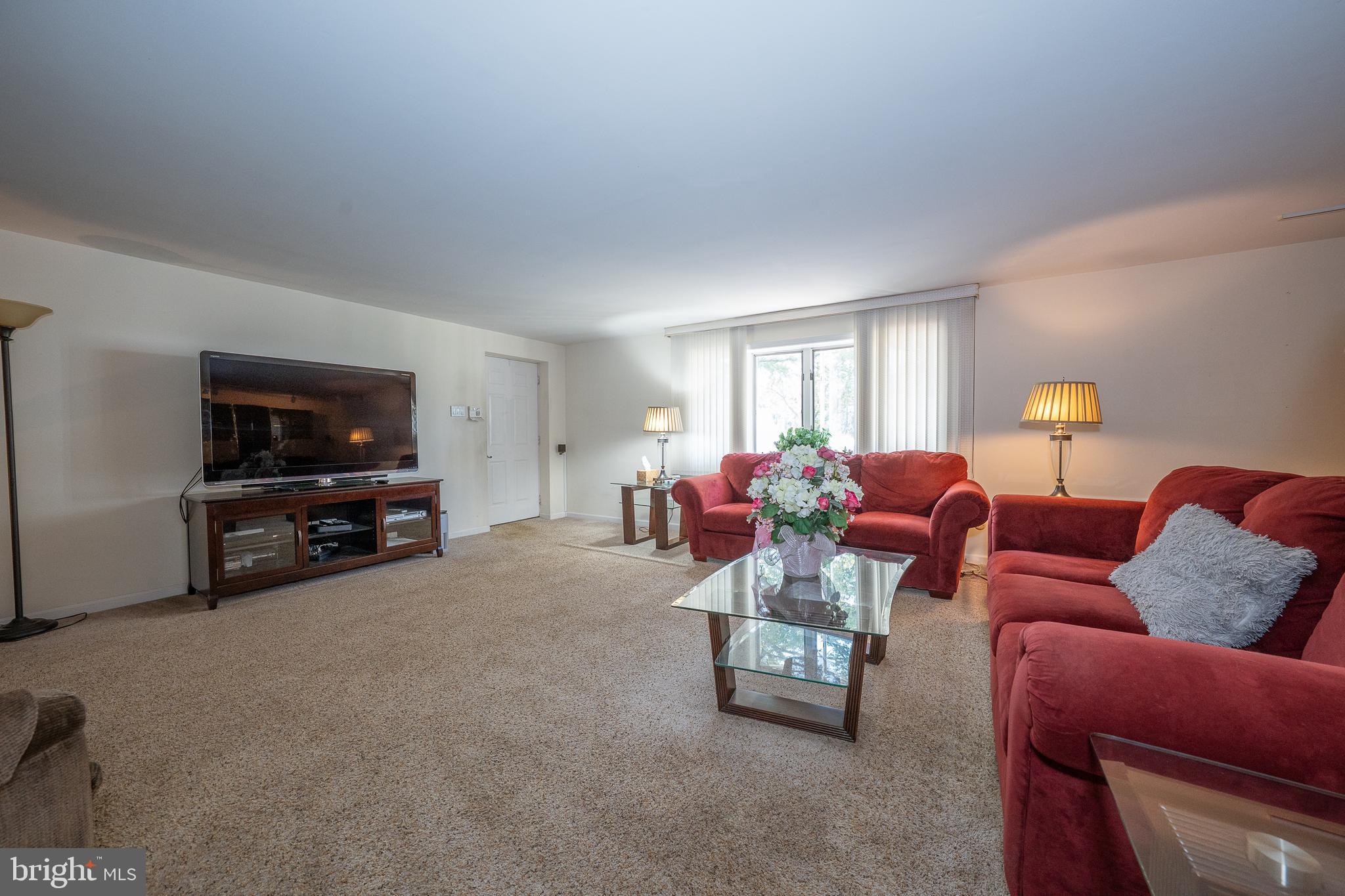 721 BUTTERCUP DRIVE