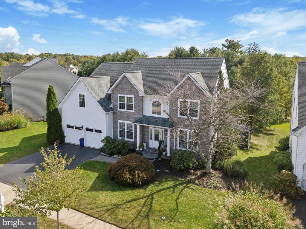 420 LONGLEAF DRIVE