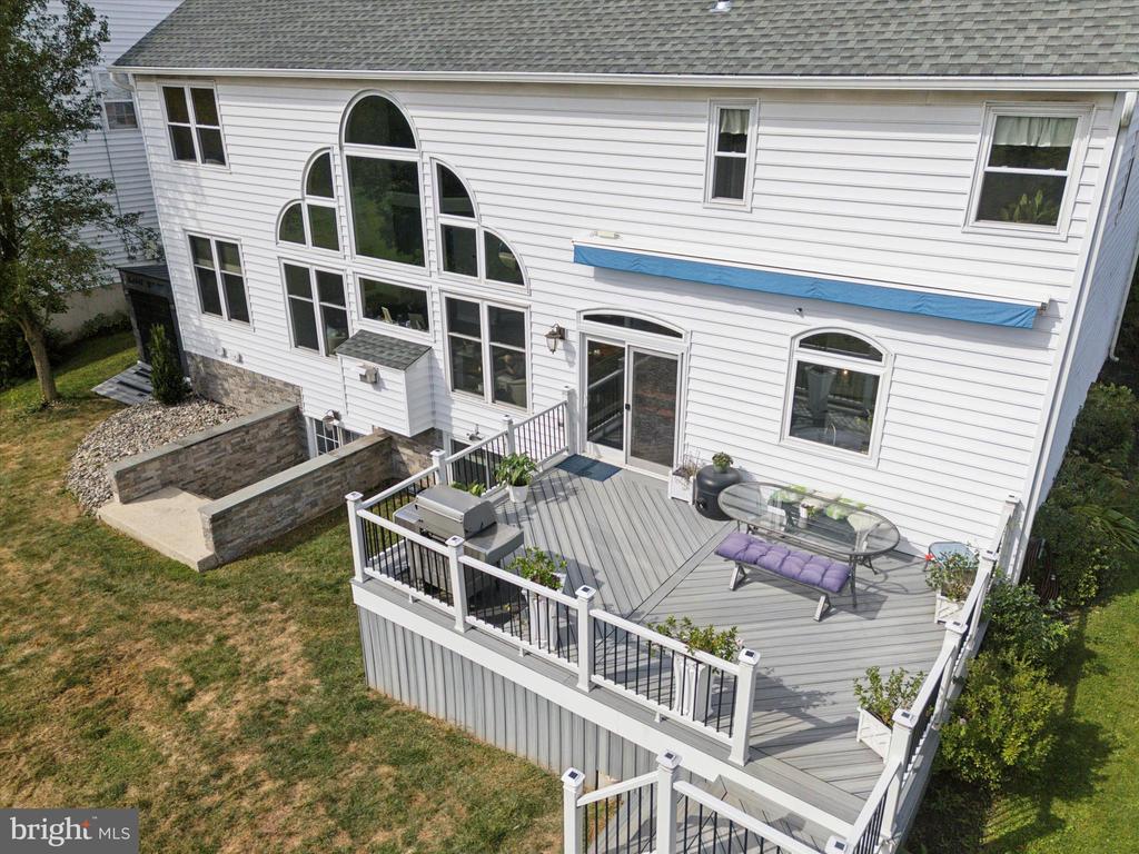 420 LONGLEAF DRIVE