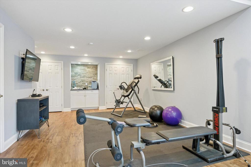 420 LONGLEAF DRIVE