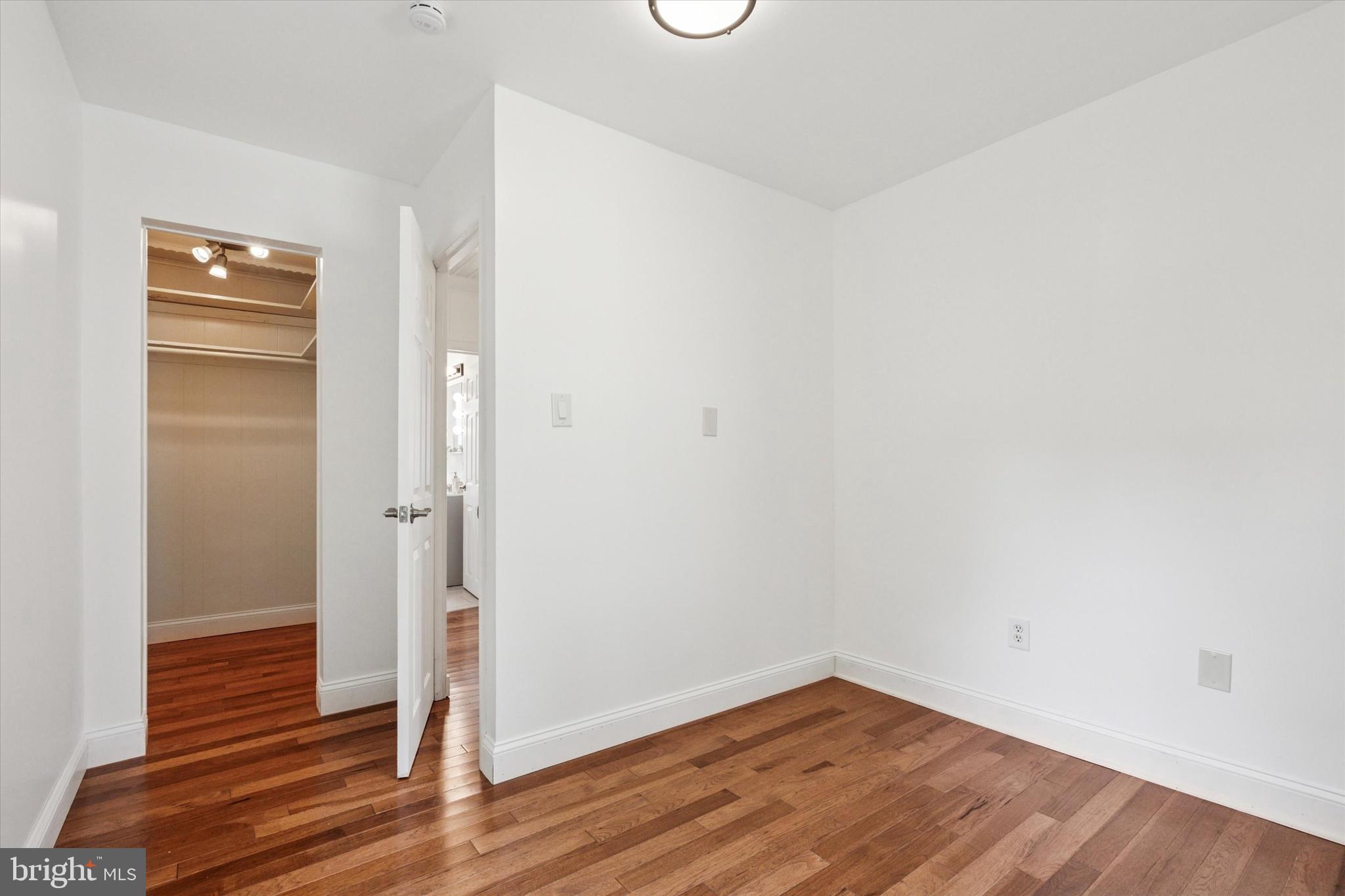 2369 TOHICKON LANE