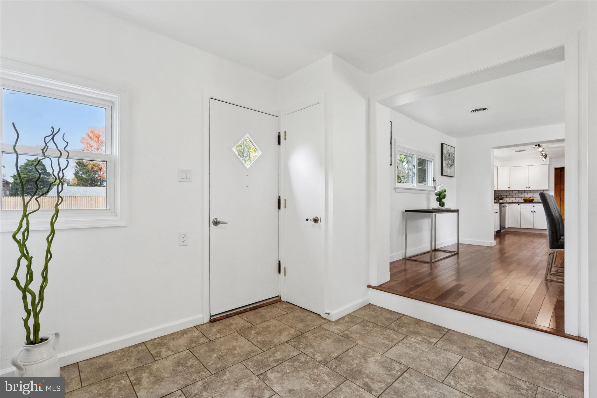 2369 TOHICKON LANE