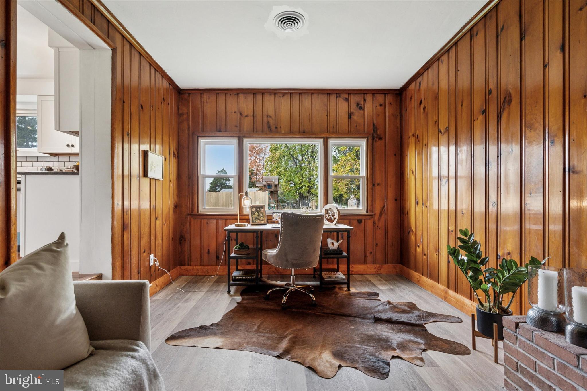 2369 TOHICKON LANE
