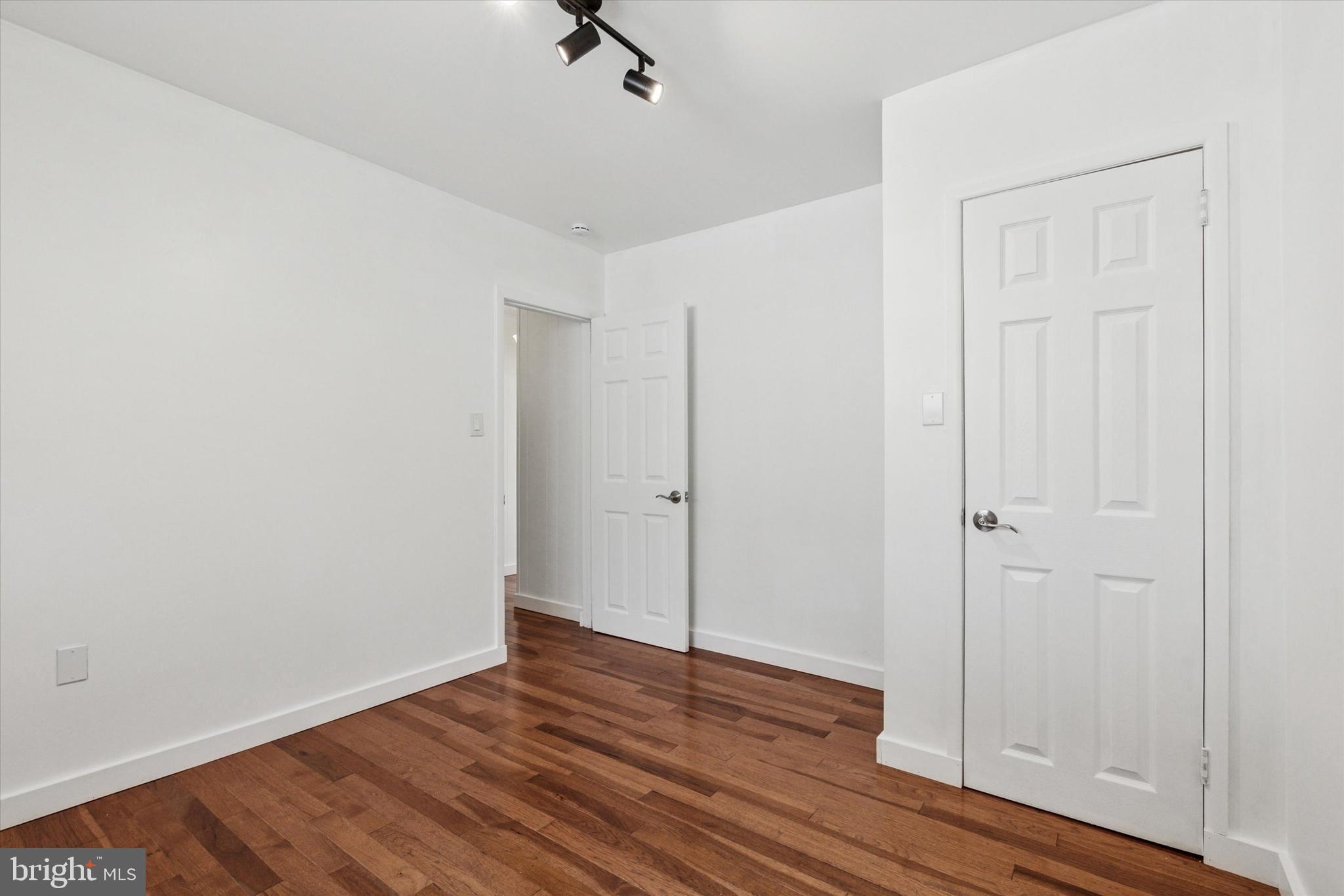2369 TOHICKON LANE