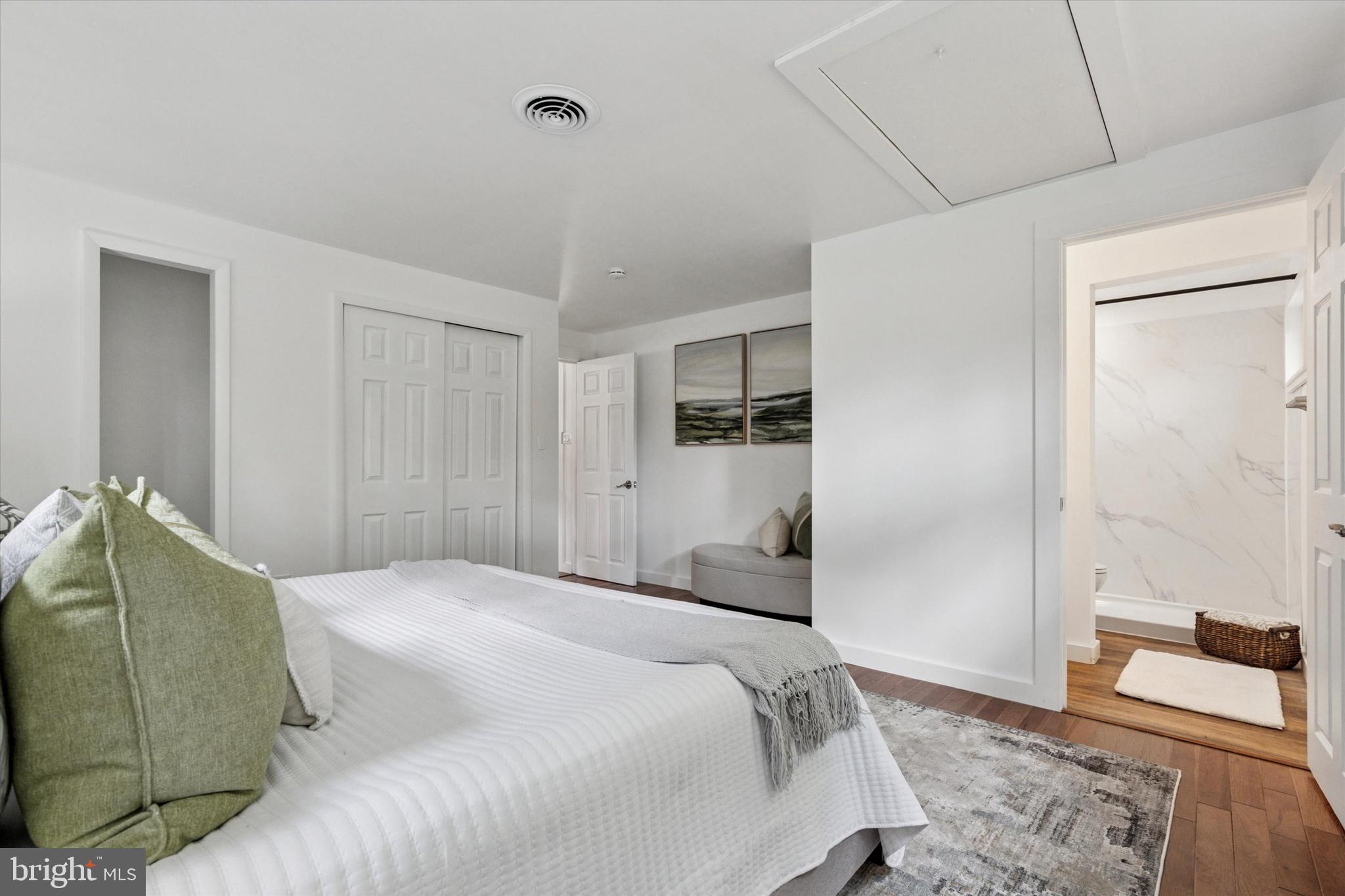 2369 TOHICKON LANE