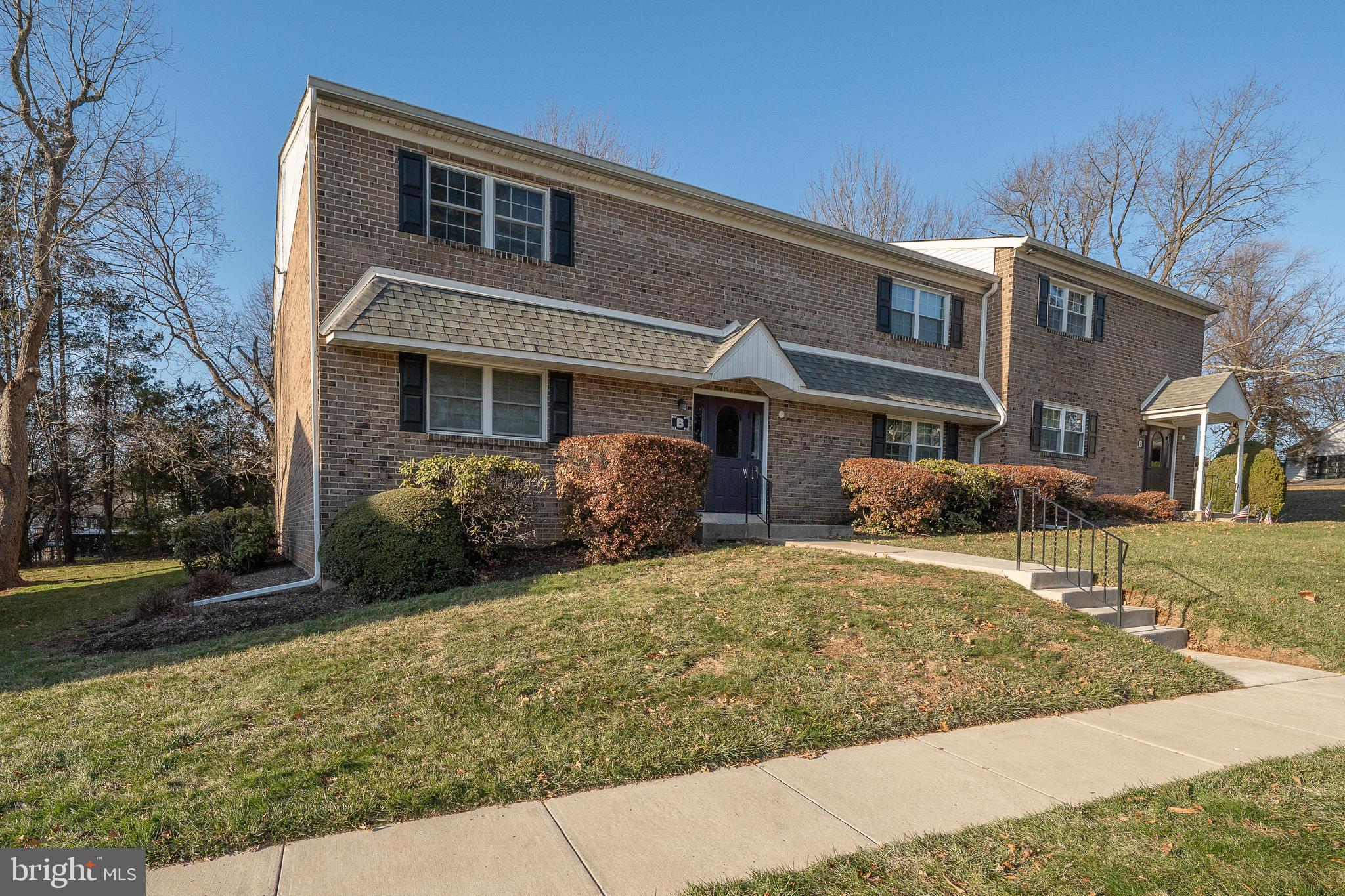 203 HAMPTON CROSSING B 203B