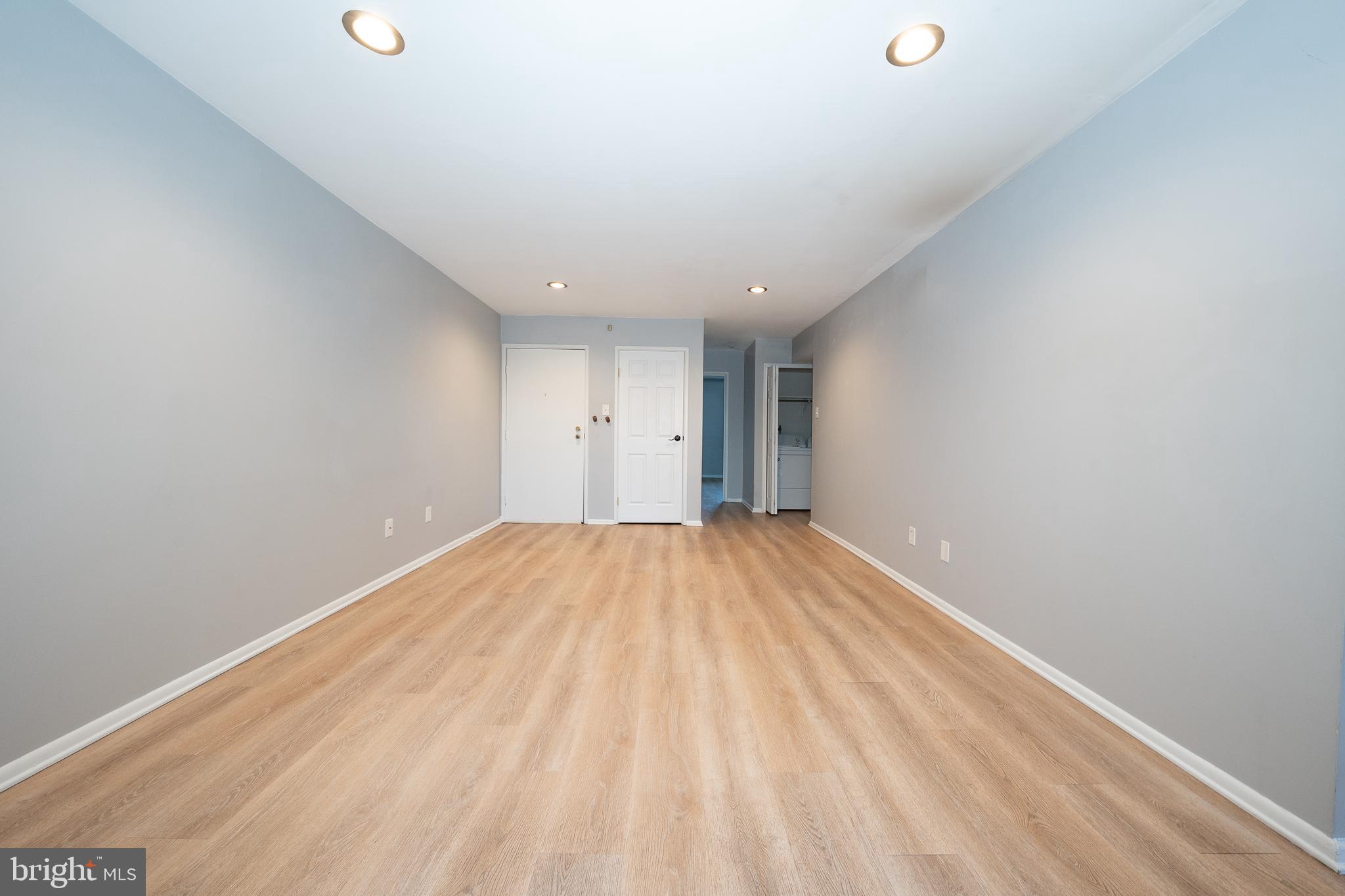 203 HAMPTON CROSSING B 203B