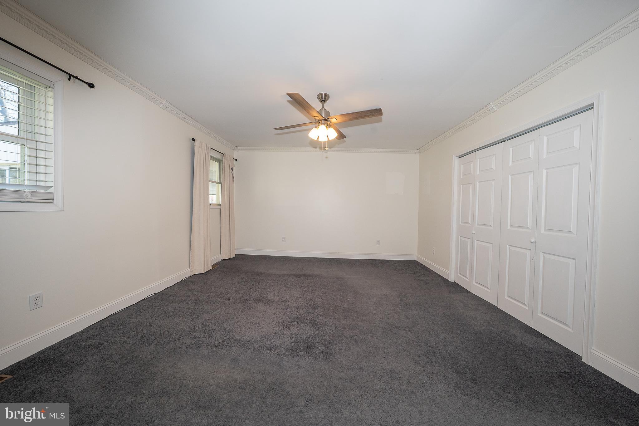 1539 W BENSALEM AVENUE