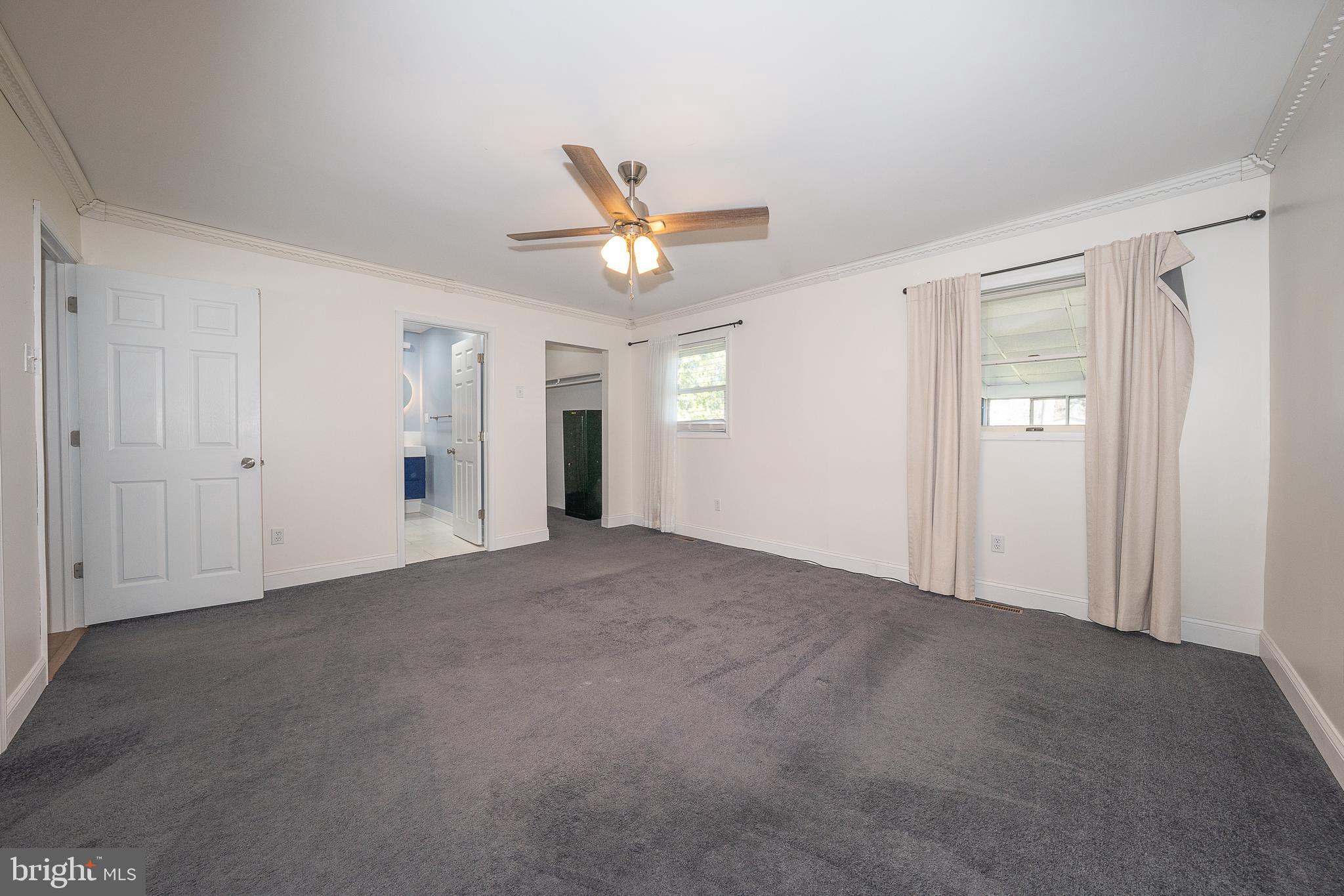 1539 W BENSALEM AVENUE