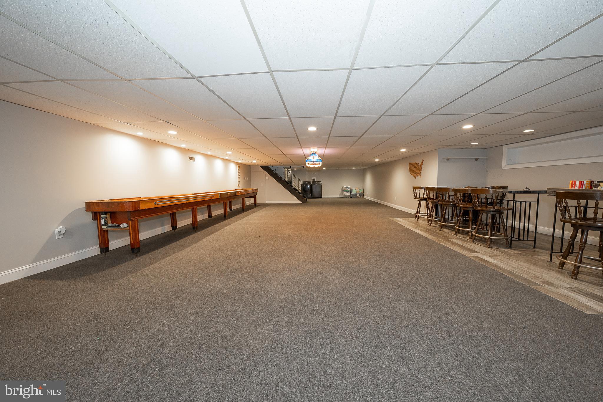 1539 W BENSALEM AVENUE