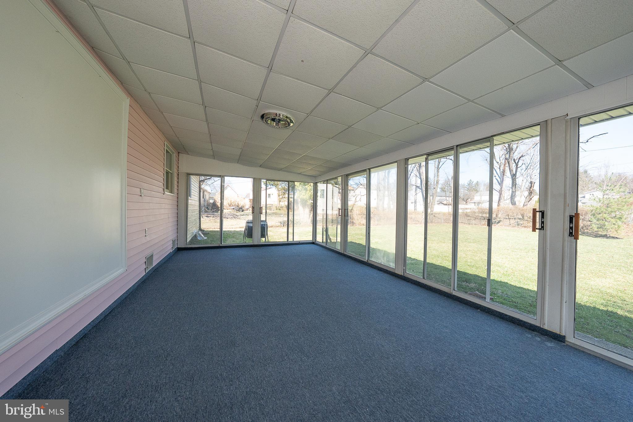 1539 W BENSALEM AVENUE