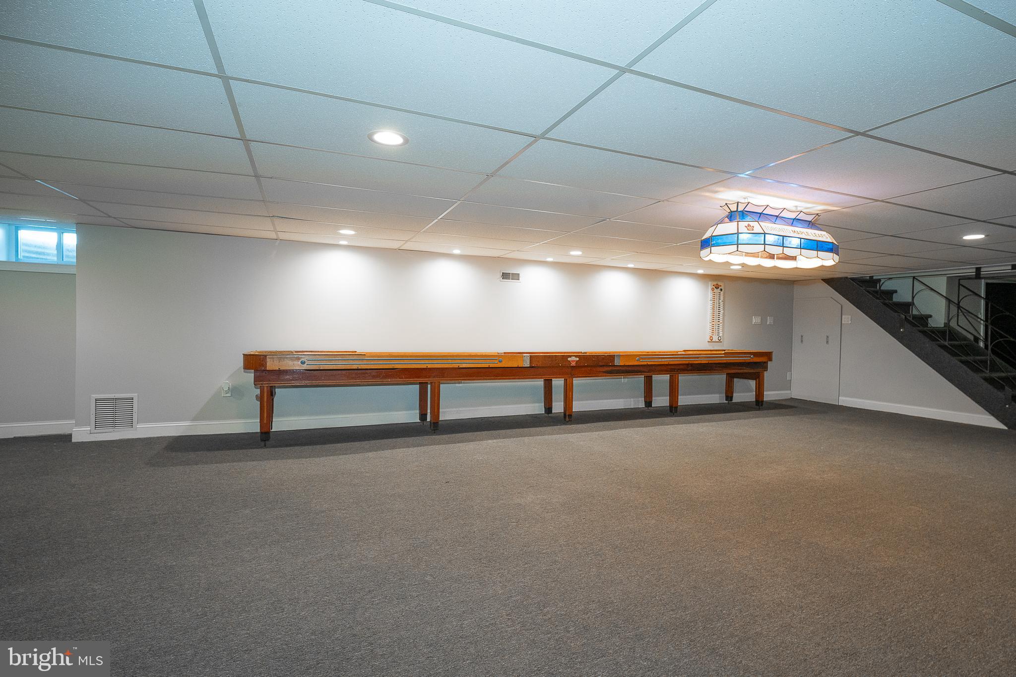 1539 W BENSALEM AVENUE