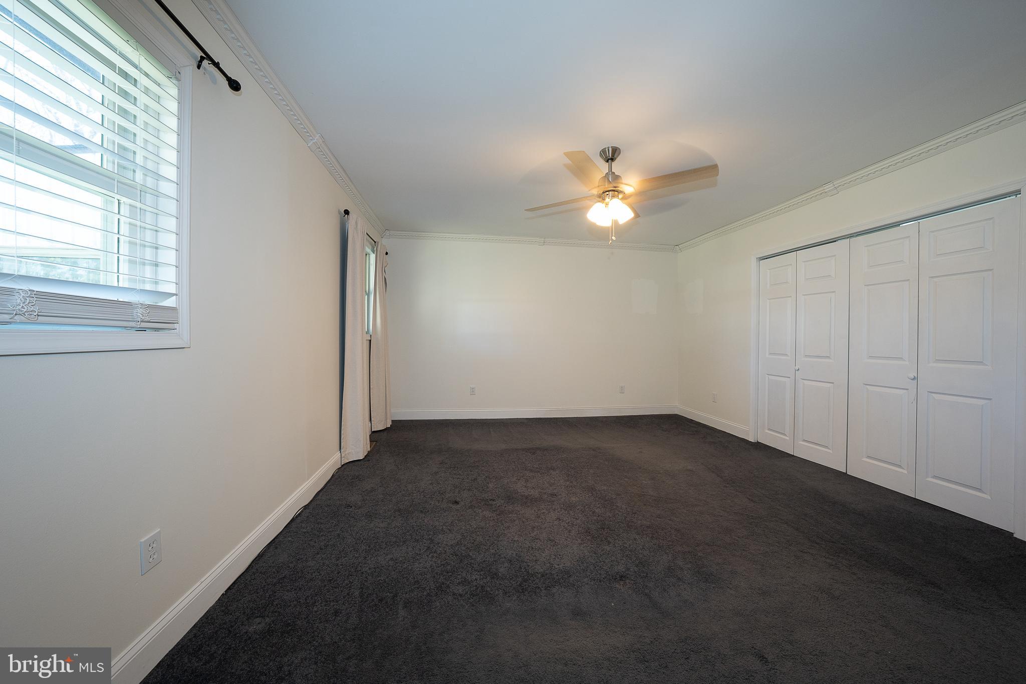 1539 W BENSALEM AVENUE