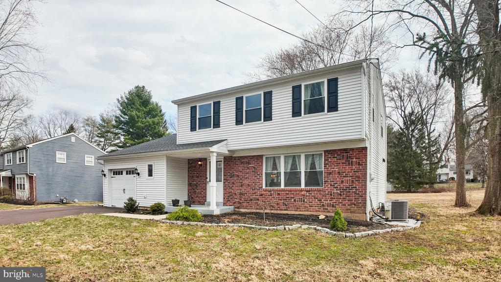 94 SIOUX ROAD