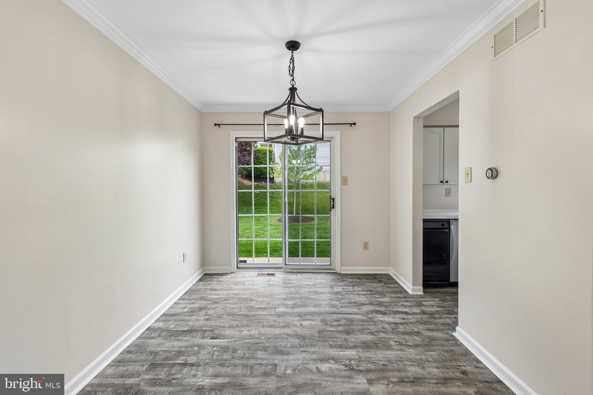 5532 RINKER CIRCLE