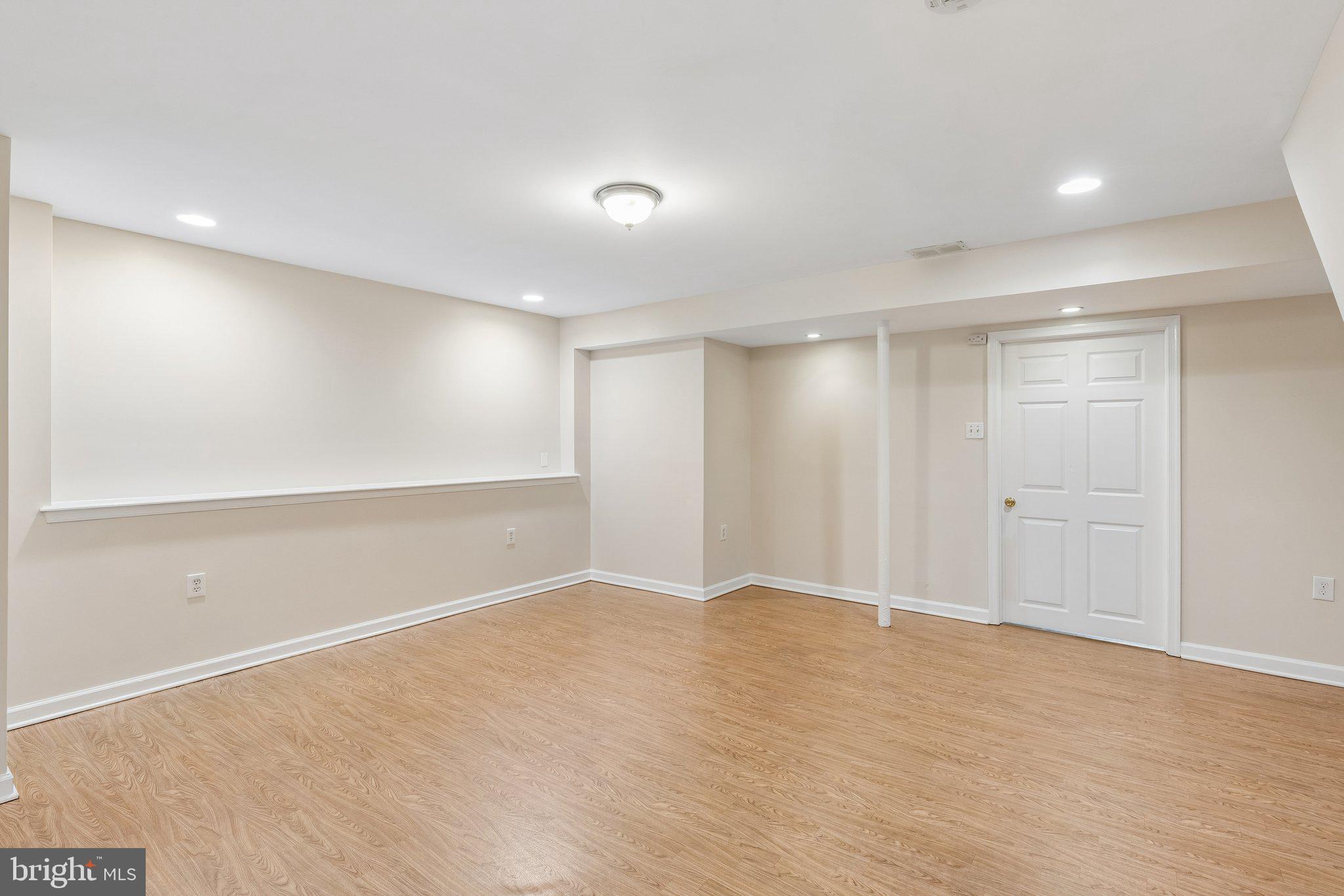 5532 RINKER CIRCLE