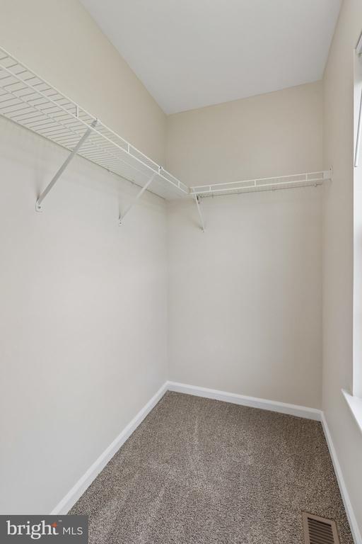 5532 RINKER CIRCLE