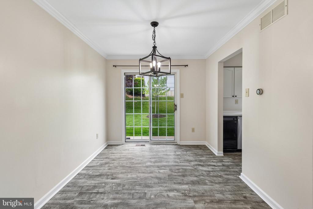 5532 RINKER CIRCLE