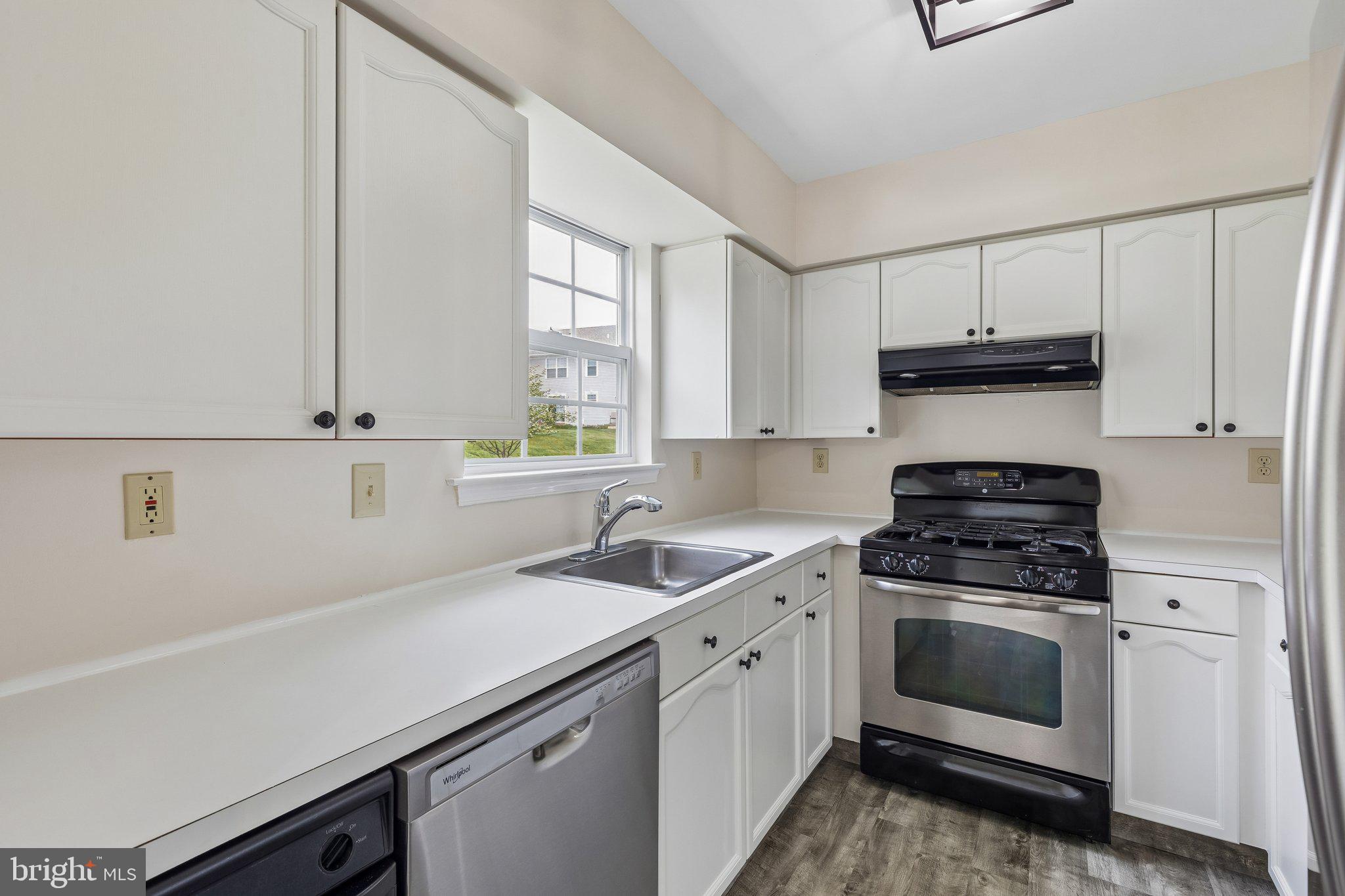 5532 RINKER CIRCLE