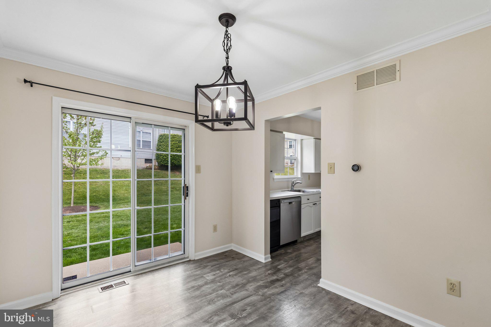 5532 RINKER CIRCLE
