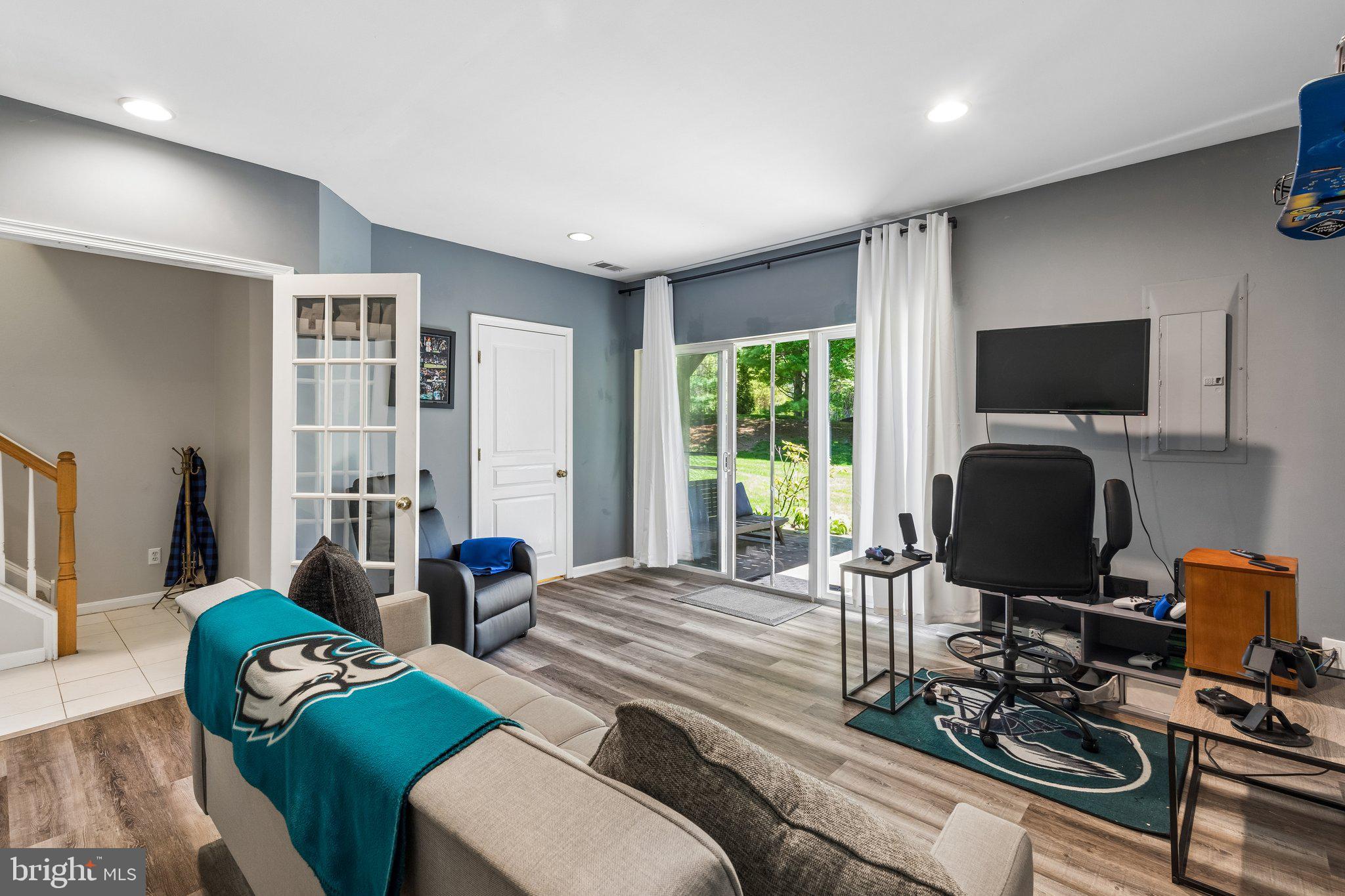 15 CHARTER OAK COURT