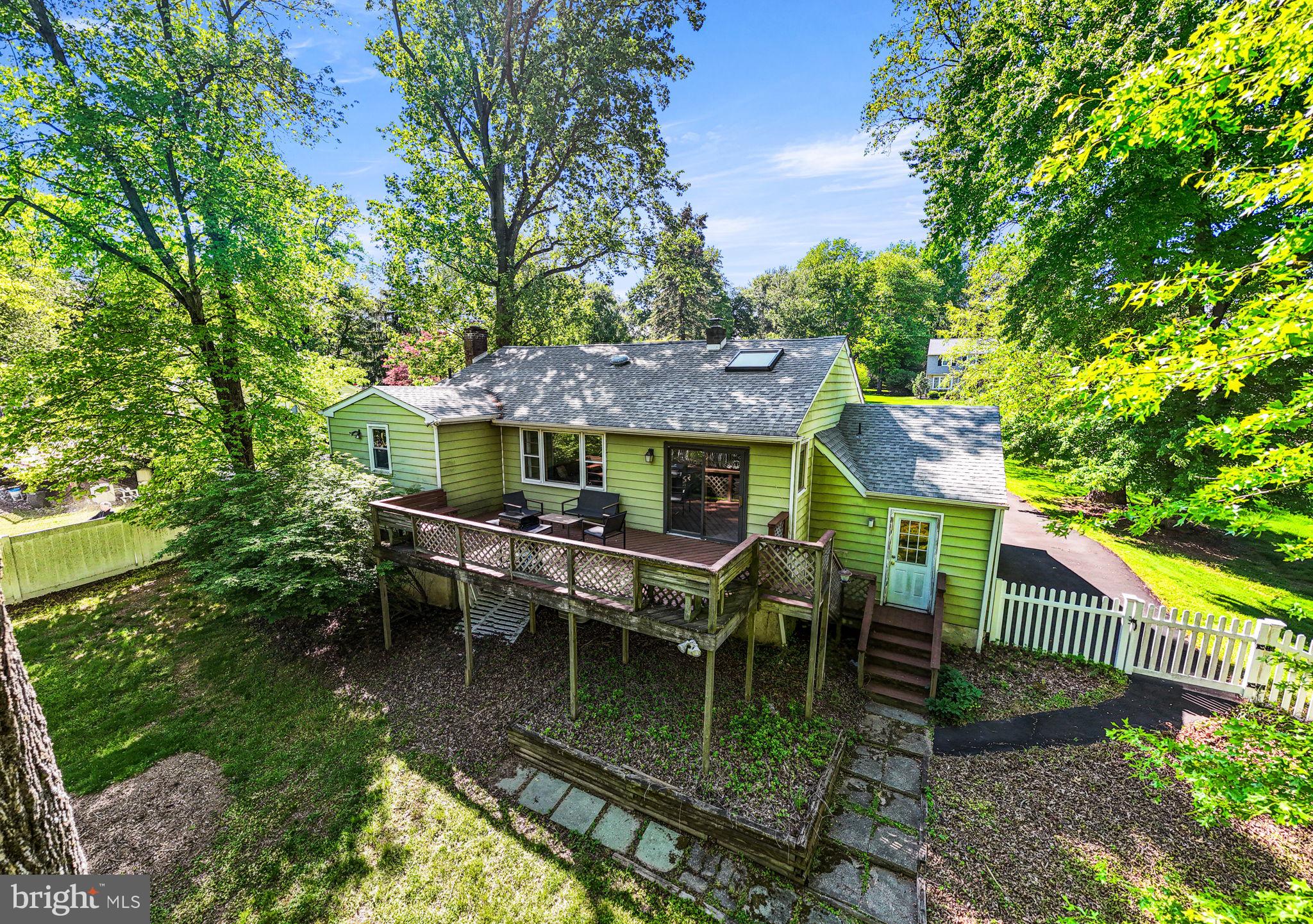 44 HICKORY DRIVE