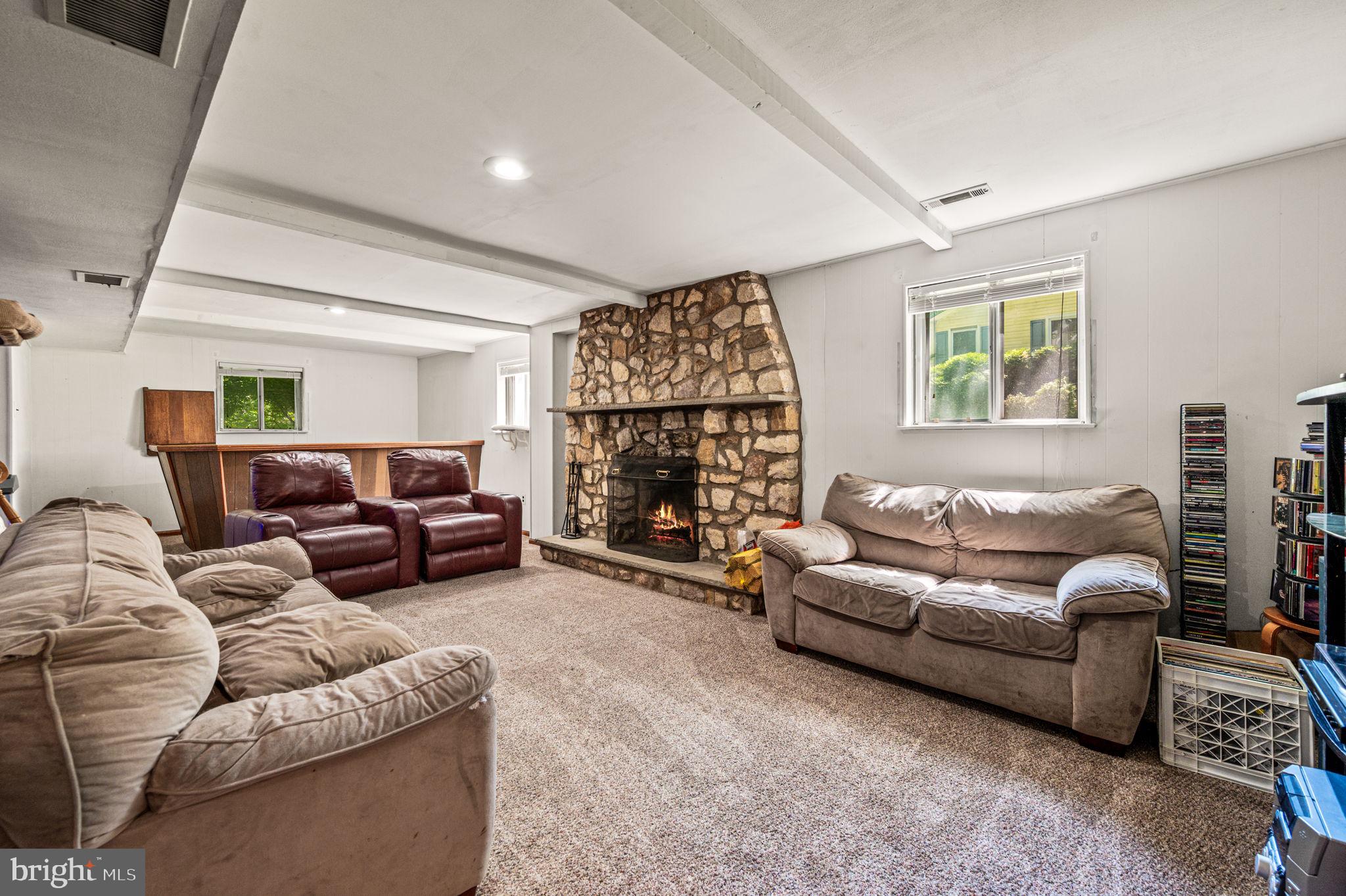 44 HICKORY DRIVE