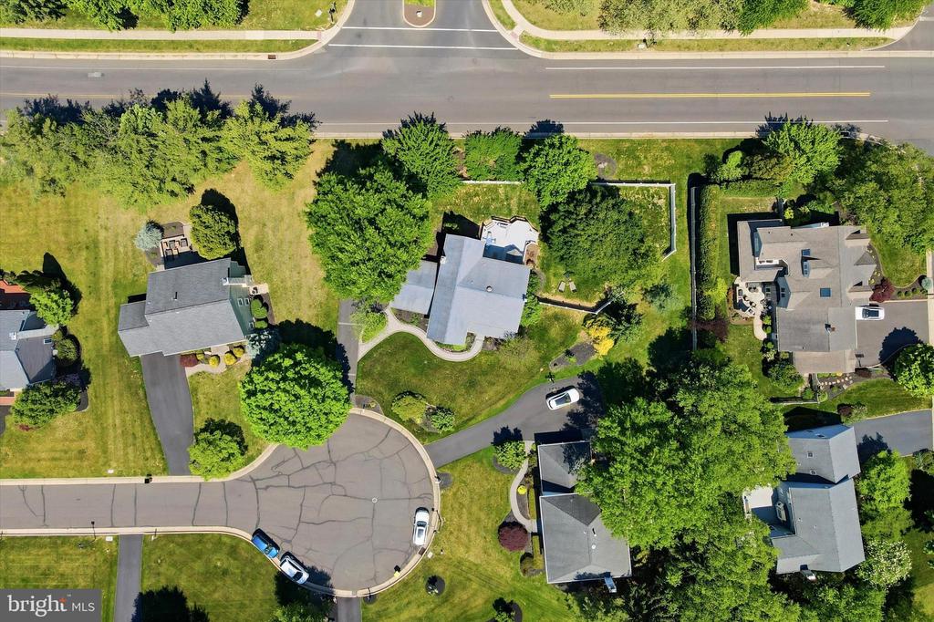 11 GINGER COURT