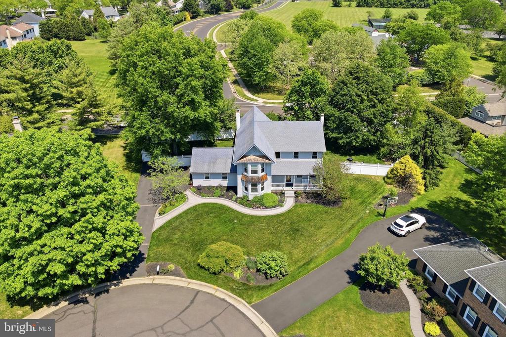 11 GINGER COURT