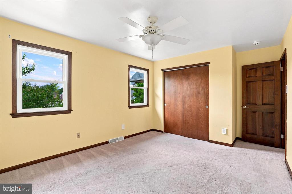 11 GINGER COURT