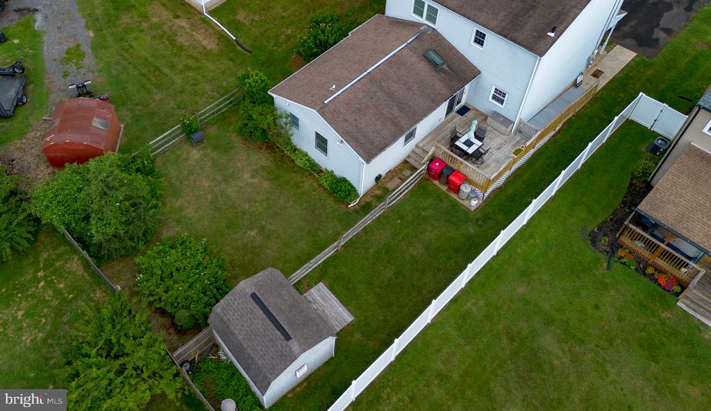 325 CEDAR STREET