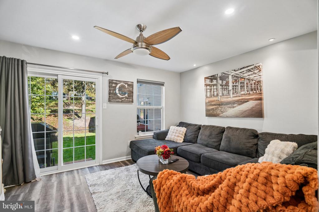 3938 CAPTAIN MOLLY CIRCLE