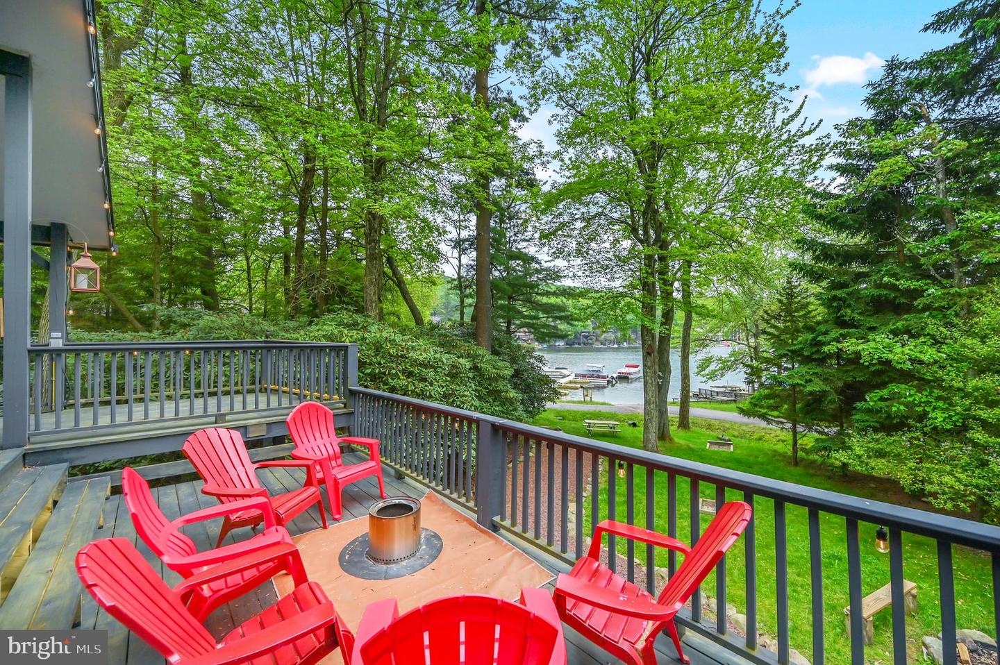 119 N Lake Dr