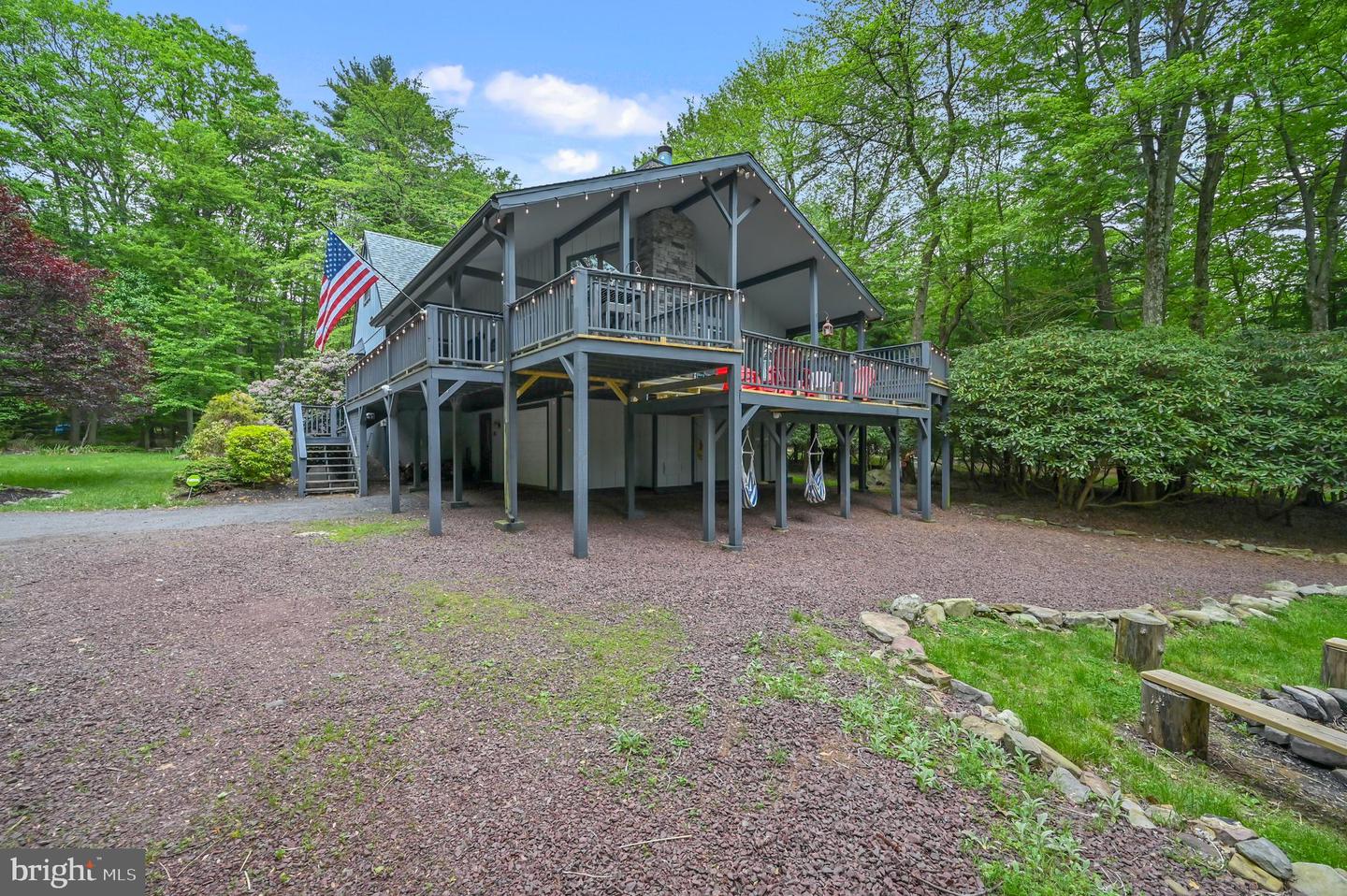 119 N Lake Dr