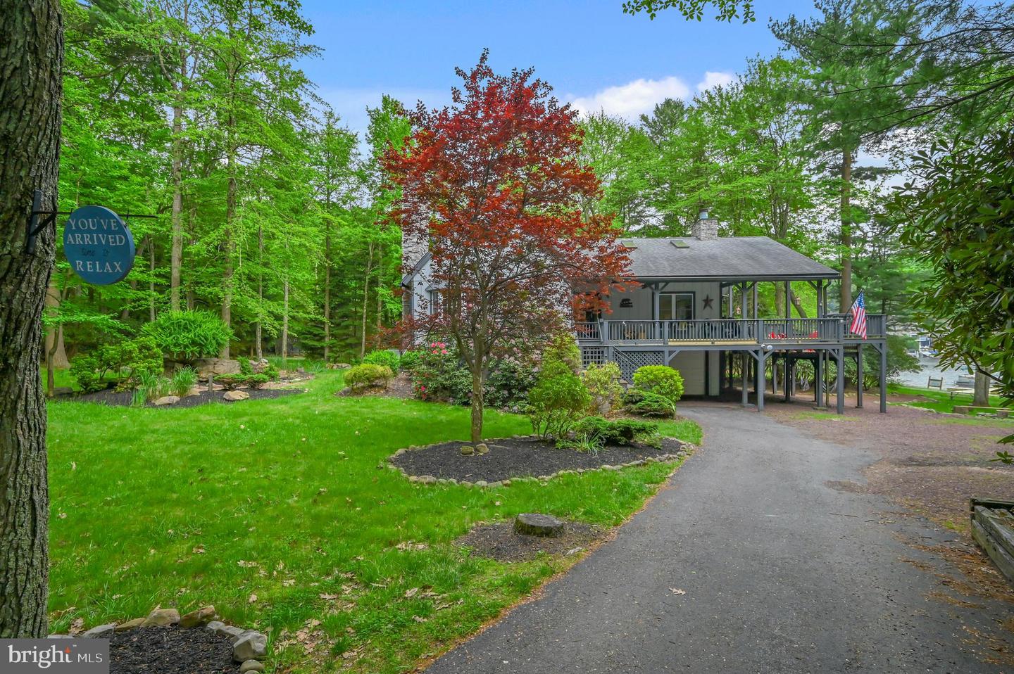 119 N Lake Dr