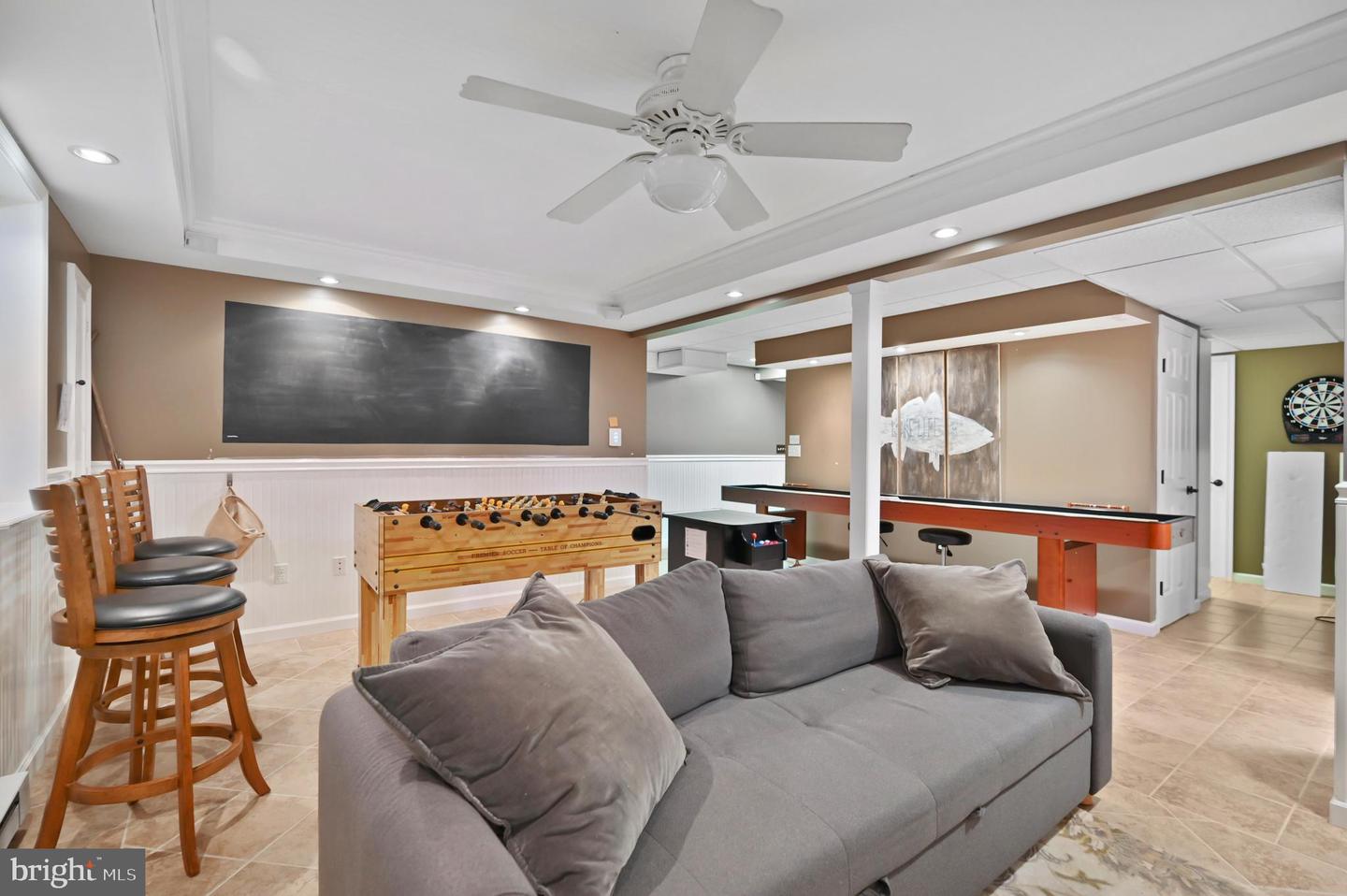 119 N Lake Dr