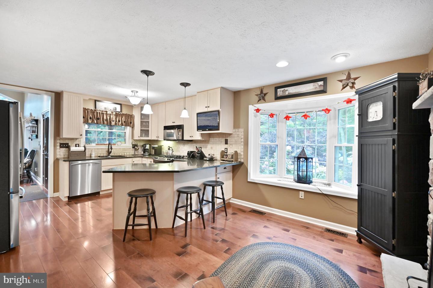 119 N Lake Dr