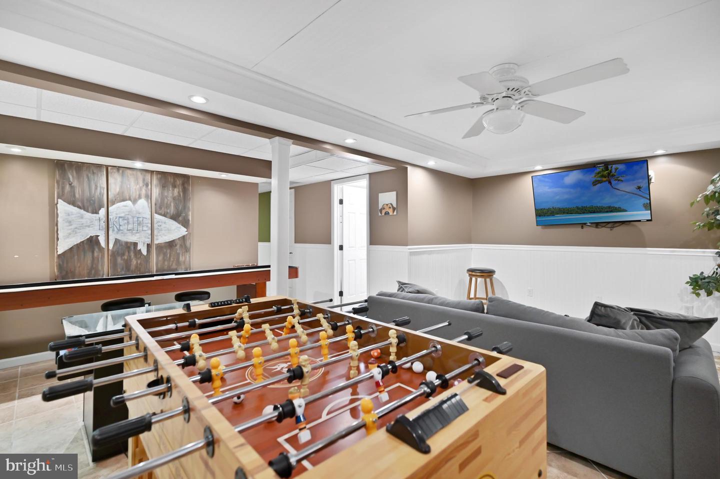 119 N Lake Dr