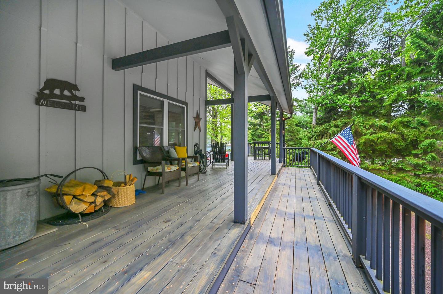 119 N Lake Dr