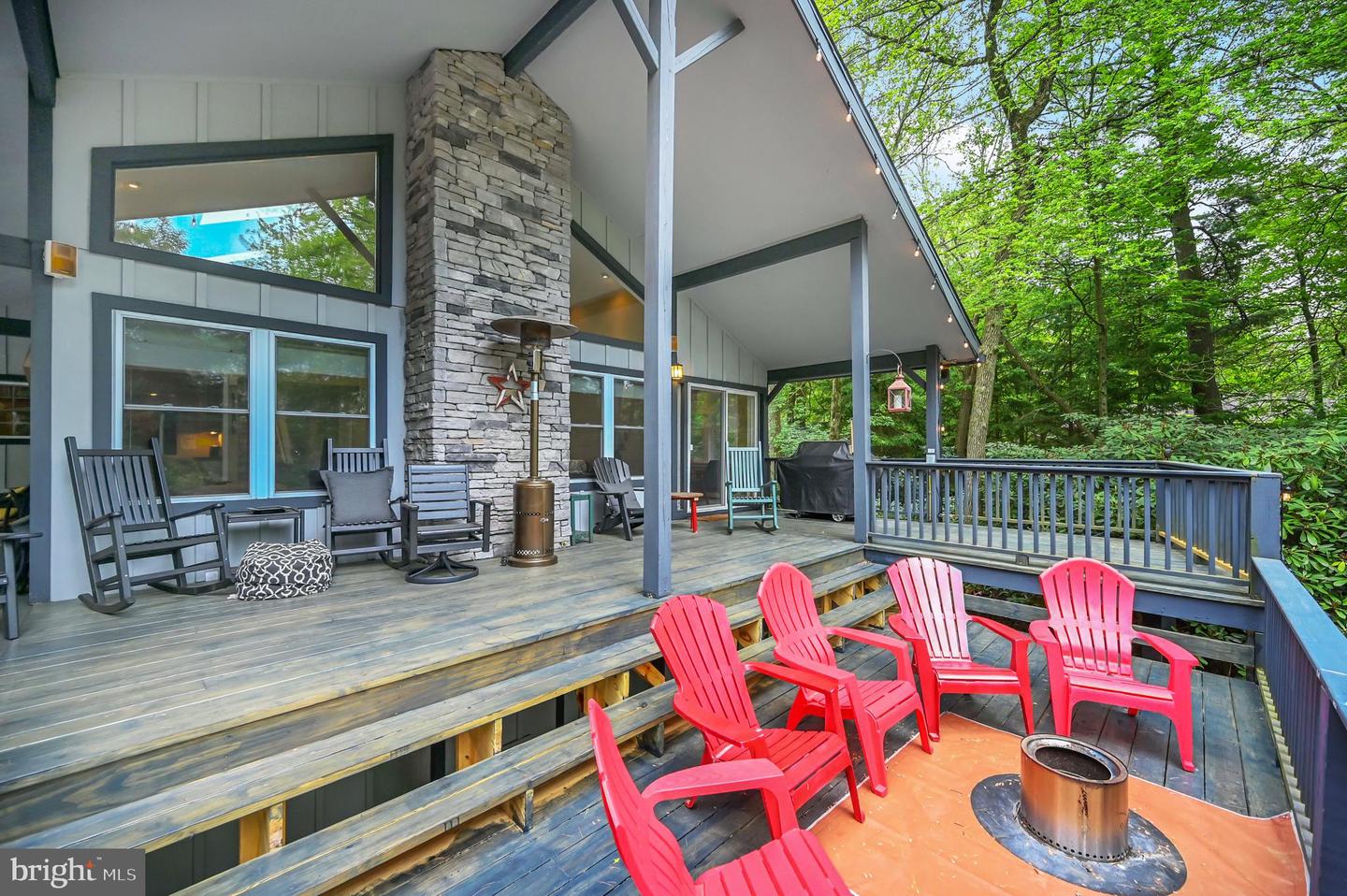 119 N Lake Dr