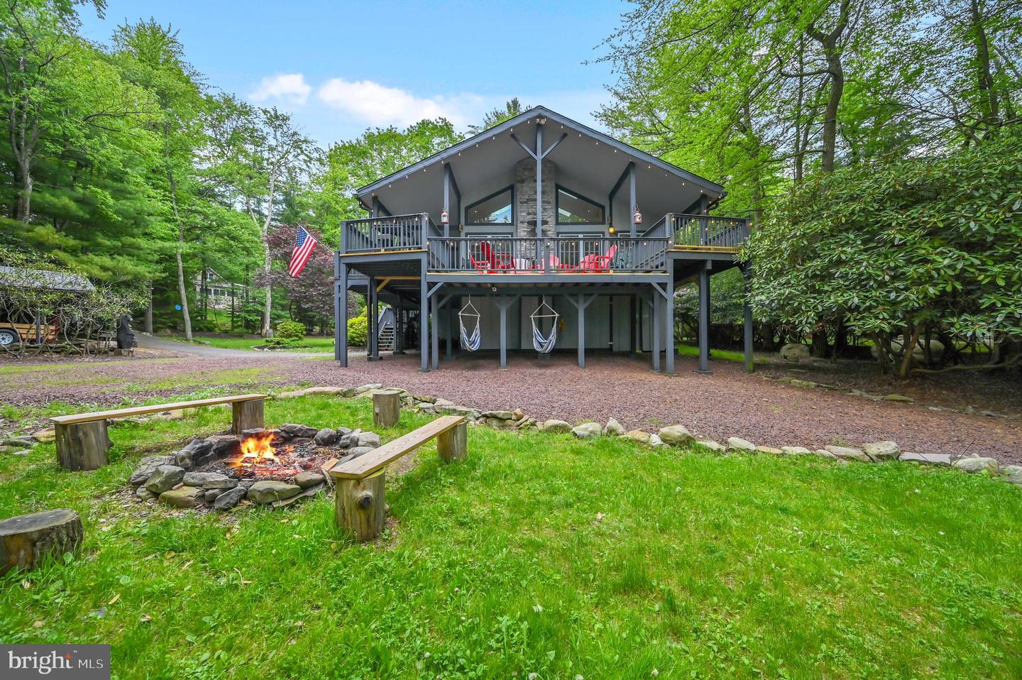 119 N Lake Dr