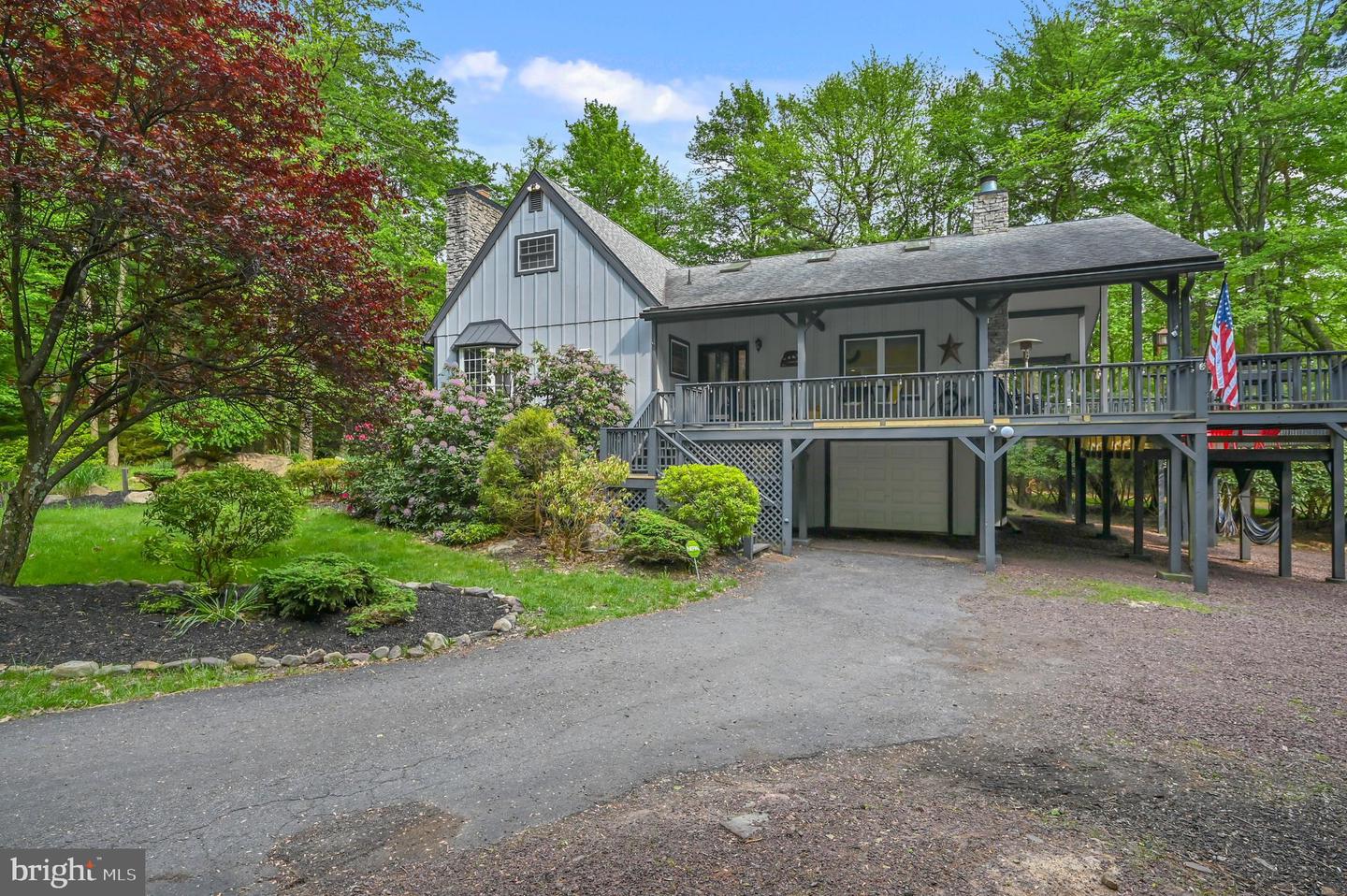 119 N Lake Dr