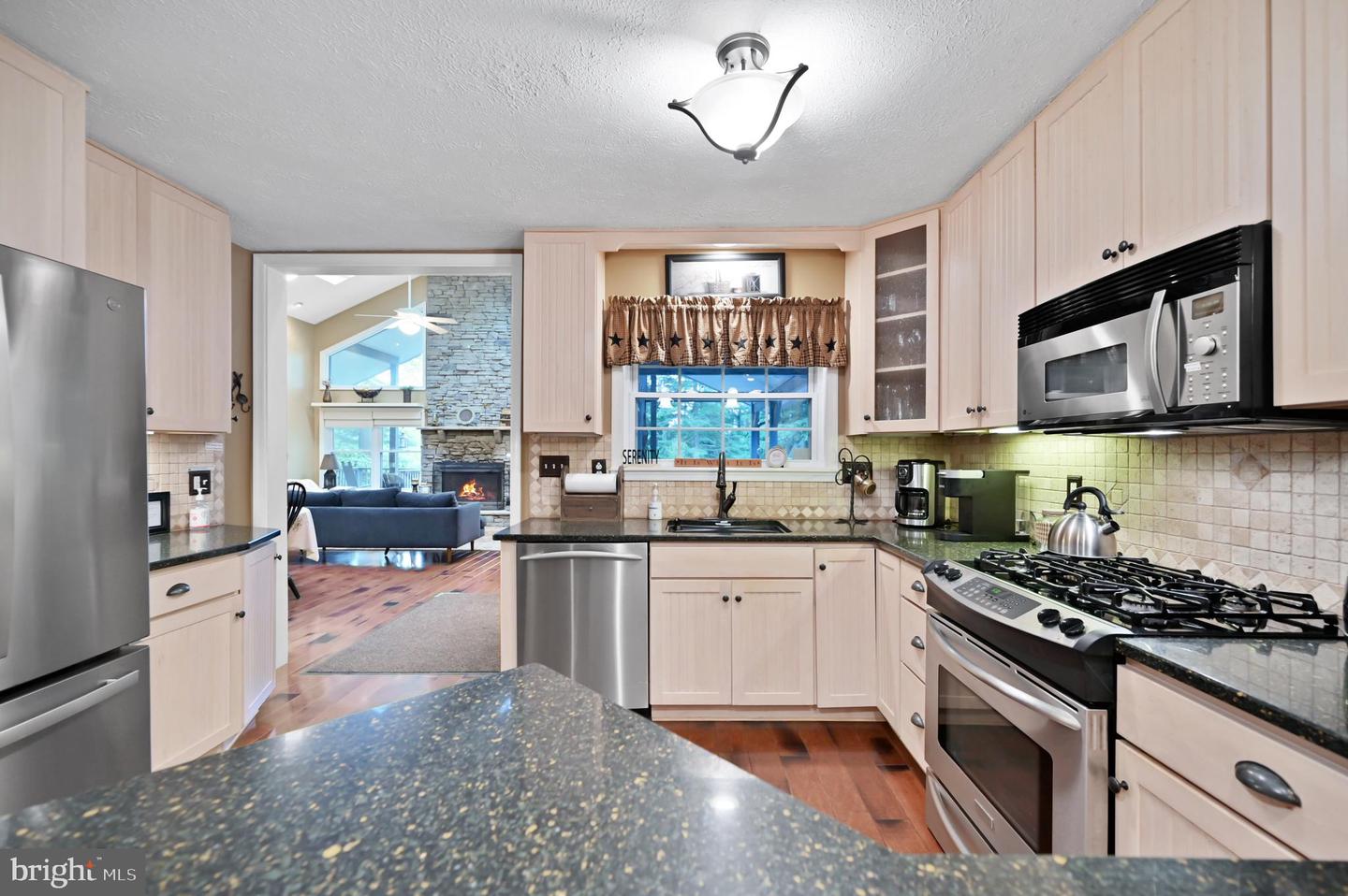 119 N Lake Dr