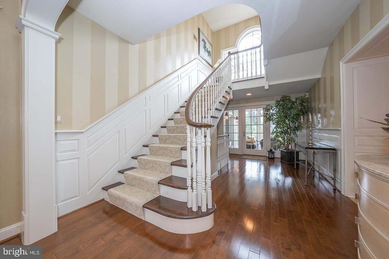 48 Sherman Dr