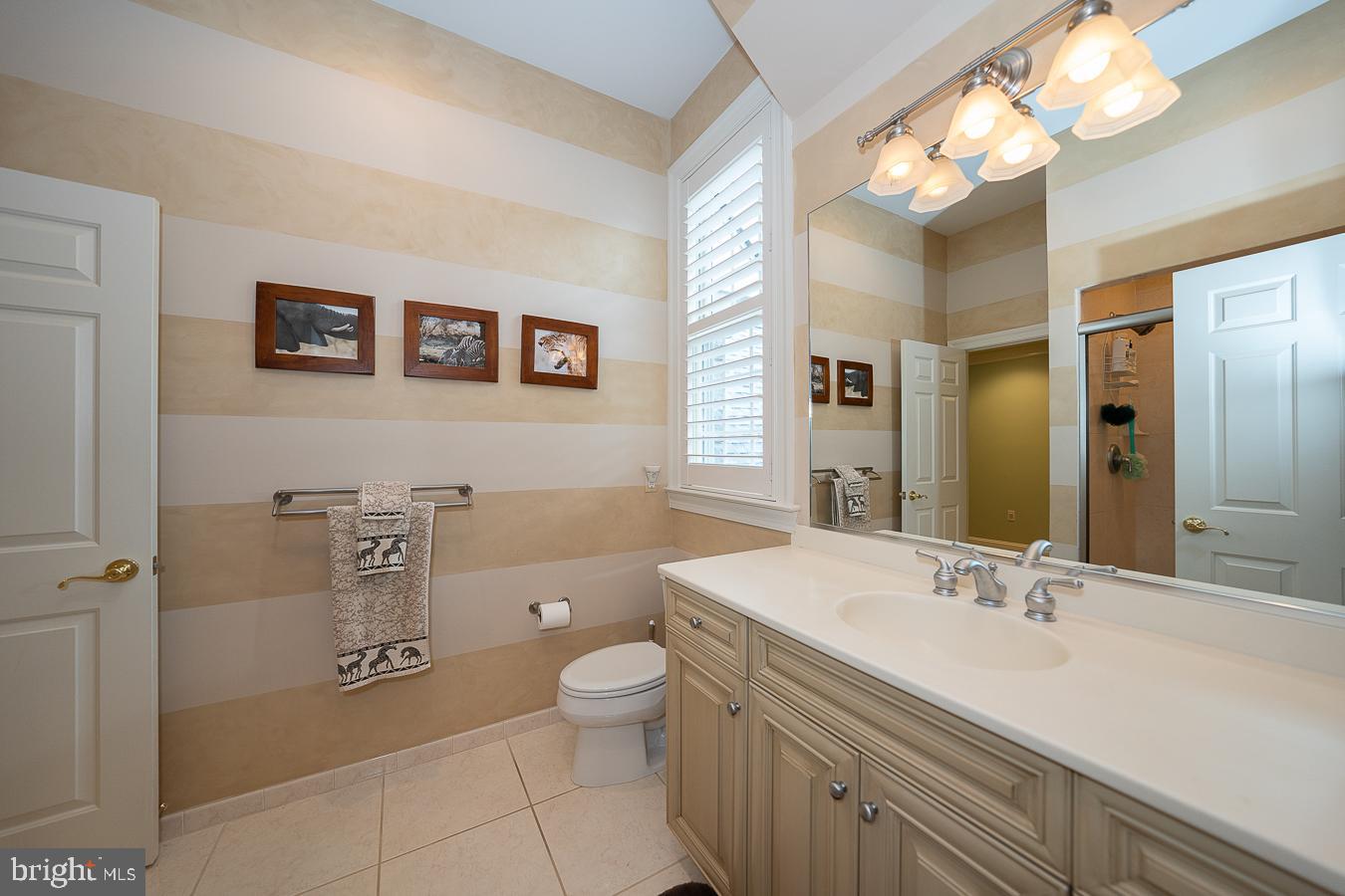 48 Sherman Dr