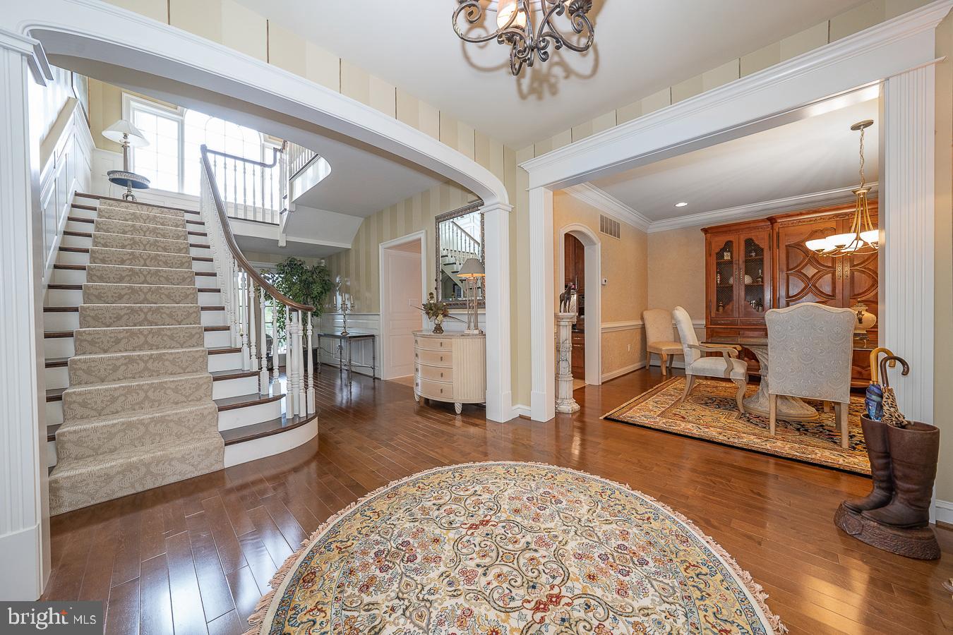 48 Sherman Dr